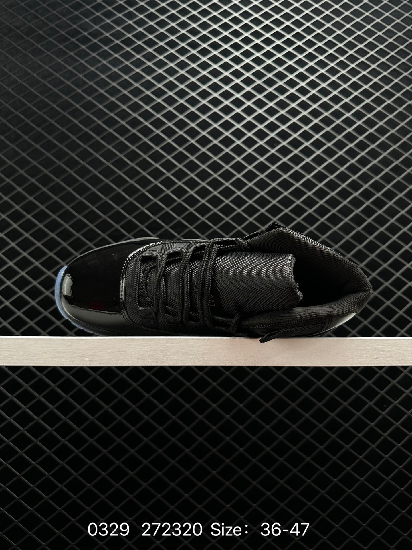 Air Jordan 11 Retro Low 